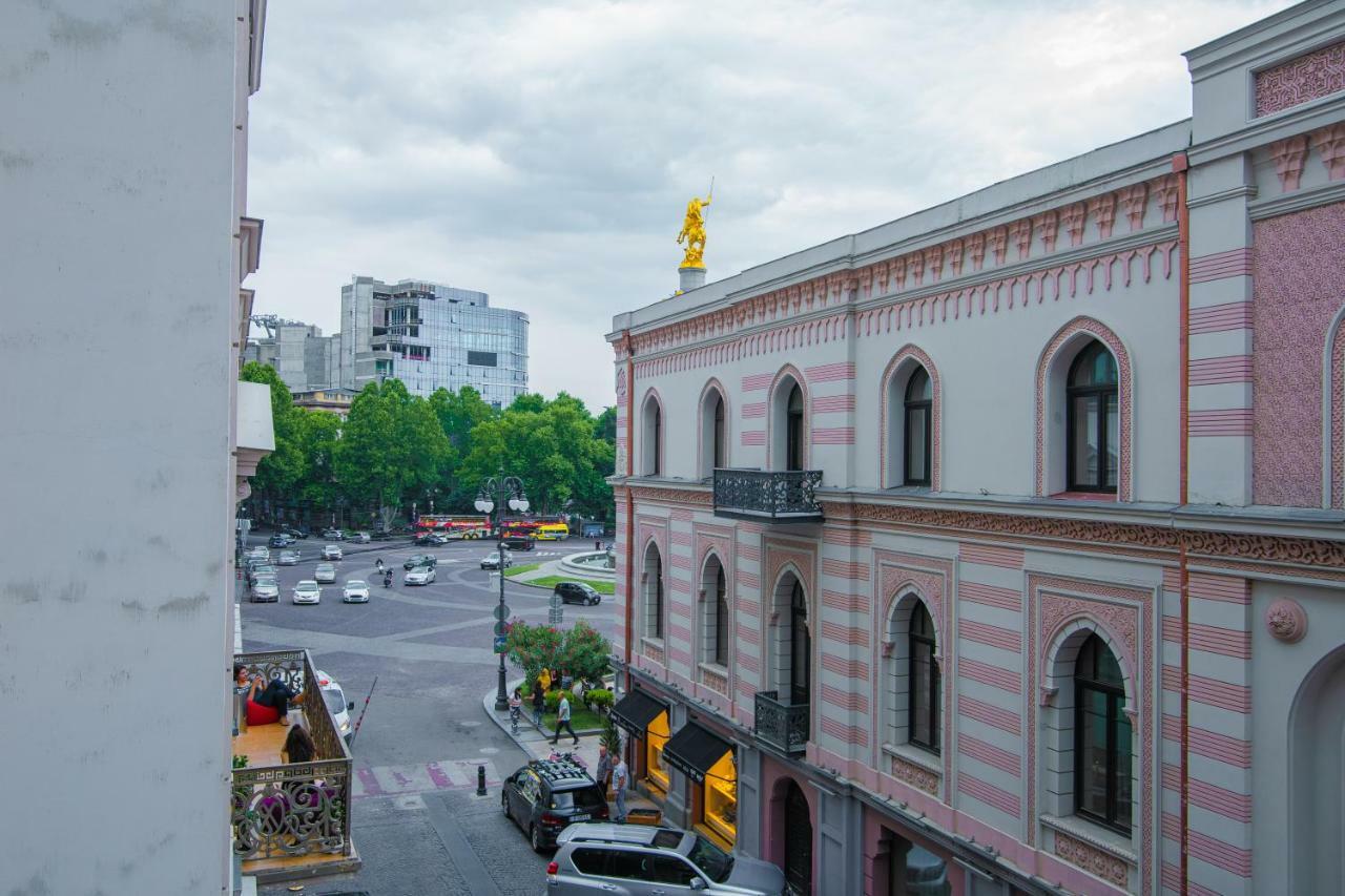 Solo Apartment In City Center Tbilisi Exterior photo